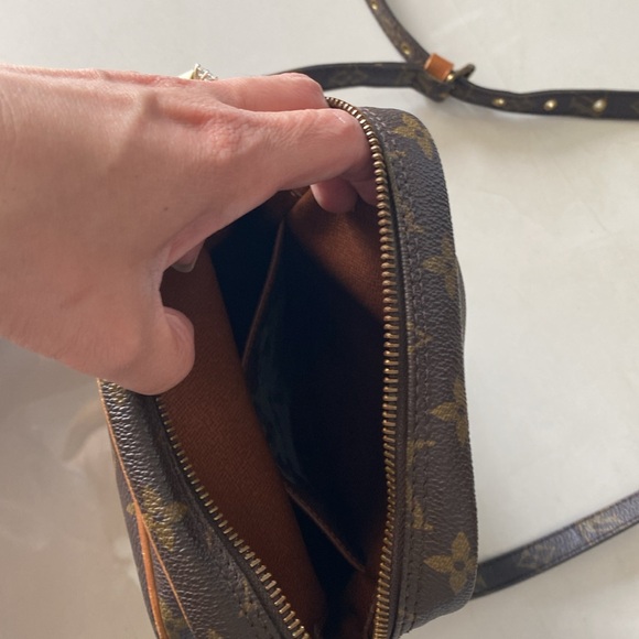 LV Vintage Amazon Handbag - Picture 7 of 12